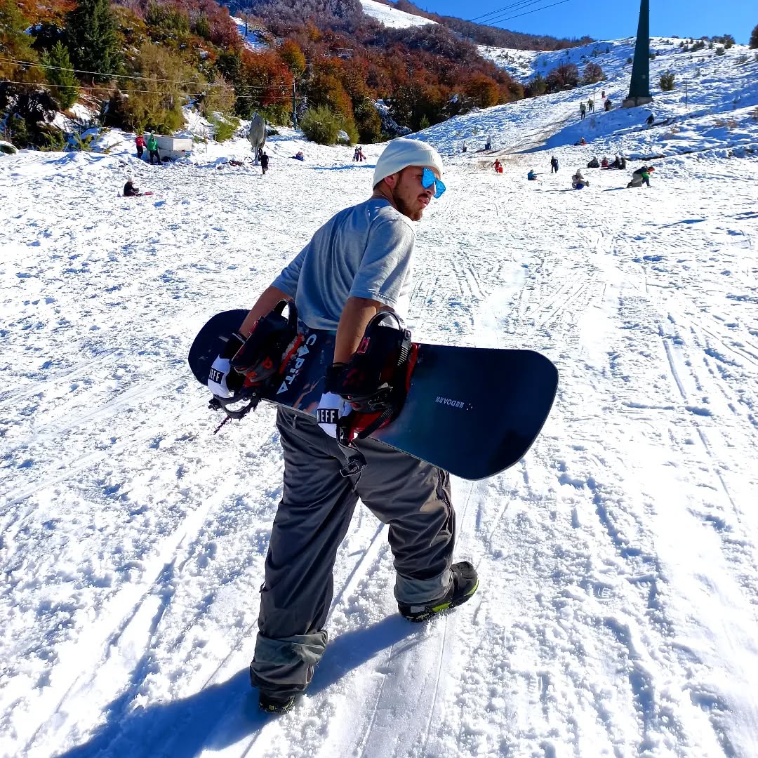 Se me pegó un temita👓 @nativosrider_es @nativosrider 📲@fnacosta 🐽😘...#nativosrider #snowboa